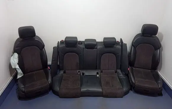 Seat set