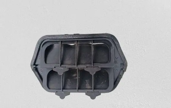Mazda CX-3 Quarter panel pressure vent C14551921