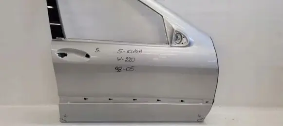 Mercedes-Benz S W220 Front door