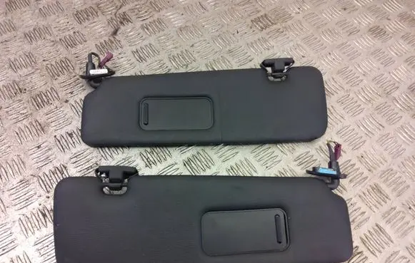 BMW 1 E82 E88 Sun visor
