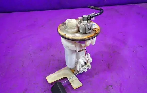 Toyota Corolla E120 E130 In-tank fuel pump