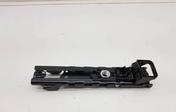 Volkswagen Tiguan Seat belt height adjuster 4M0857819 639623702 624765900L