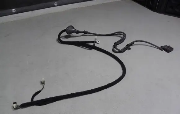 Volkswagen Touareg I Windshield washer fluid hose 7P6971204C