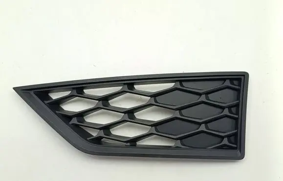 Seat Leon (1P) Front bumper lower grill 5F0853665C