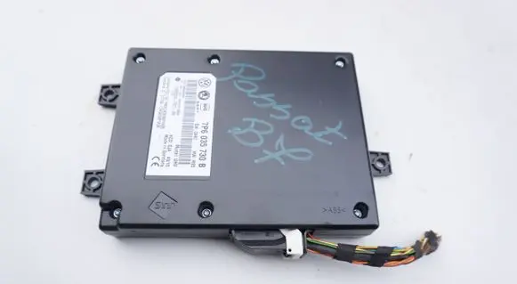 Volkswagen PASSAT B7 Bluetooth control unit module 7P6035730B
