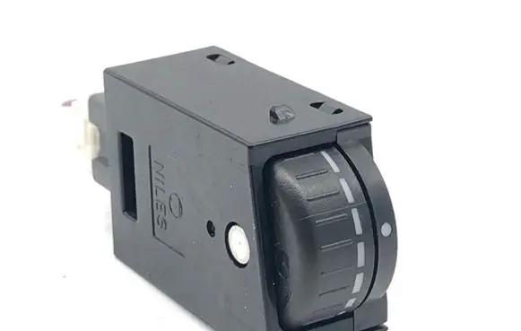Headlight level height control switch