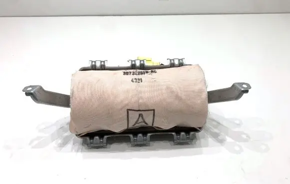 Toyota Auris E180 Passenger airbag 