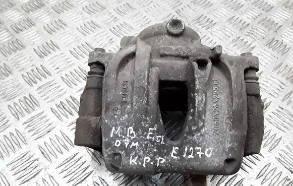 Mercedes-Benz E W211 Front brake caliper z06028295li