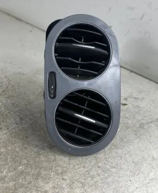 Volkswagen Tiguan Dashboard side air vent grill/cover trim 5N0819704 5N0819710