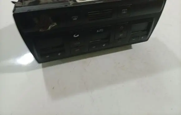 Audi A6 S6 C5 4B Climate control unit 4B0820043P