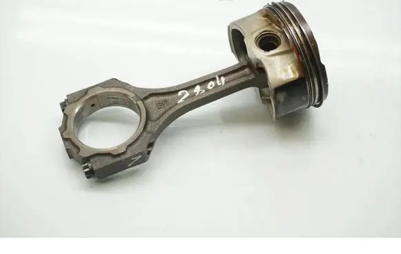 Lexus LS 460 - 600H Piston with connecting rod 