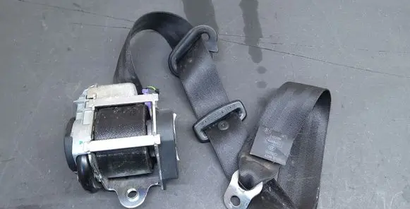 Skoda Octavia Mk2 (1Z) Front seatbelt 1Z0857702A 602481100