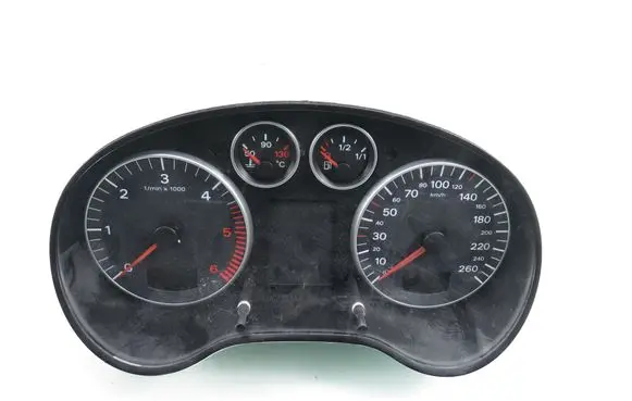 Audi A3 S3 8P Speedometer (instrument cluster) 8P0920900B