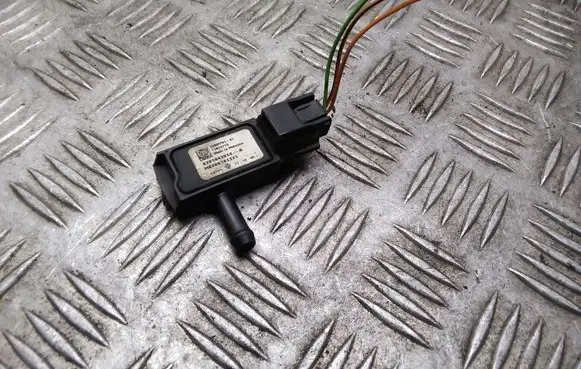Exhaust gas pressure sensor