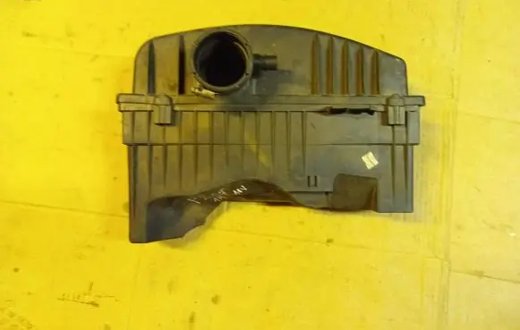 Peugeot 207 Air filter box 9654625780 9680641180