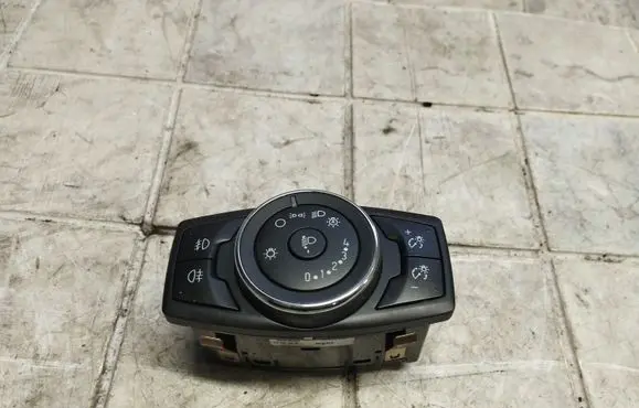 Ford Focus Light switch 10097646 BM5T13A024CD