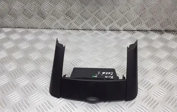 KIA Ceed Glove box 84770-1H000
