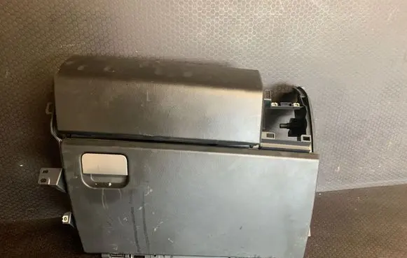 Land Rover Range Rover Sport L320 Glove box 34183M FFB000282XXX