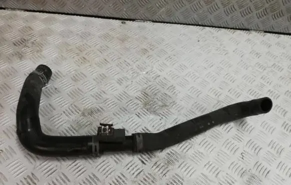 Nissan Pulsar Engine coolant pipe/hose