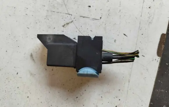Mazda 3 I Glow plug pre-heat relay 51252003
