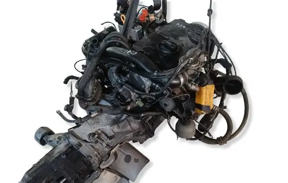 Volkswagen PASSAT B5.5 Engine AVB