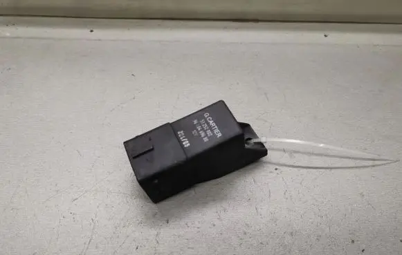 Glow plug pre-heat relay