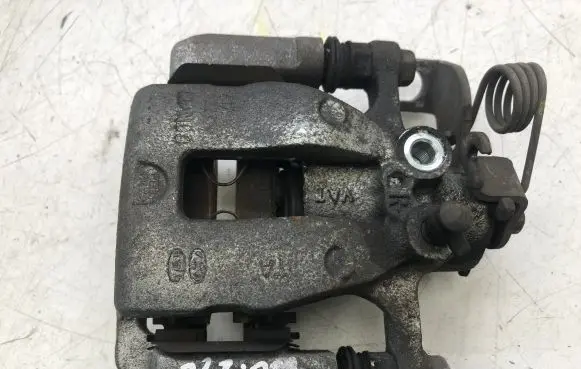 Hyundai i20 (BC3 BI3) Rear brake caliper