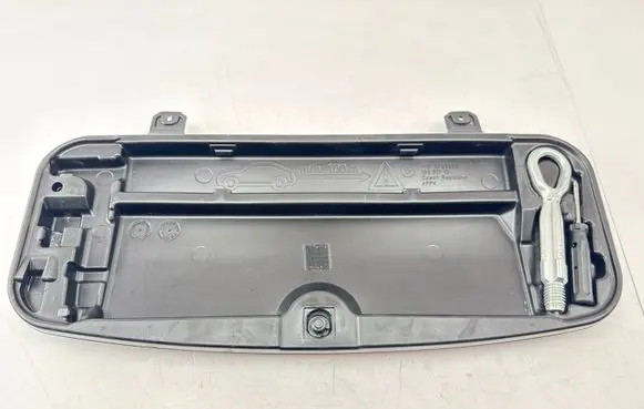 BMW 5 F10 F11 Tool box 6788803