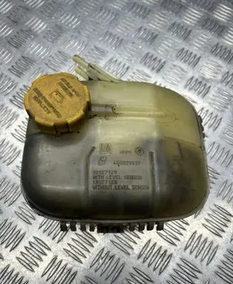 Opel Zafira B Coolant expansion tank/reservoir 13127129
