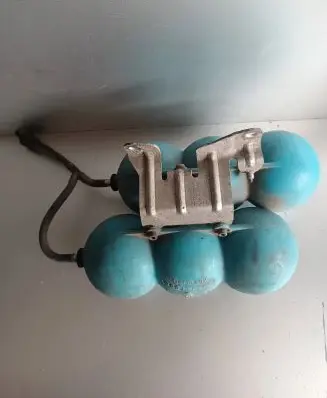 Vacuum air tank