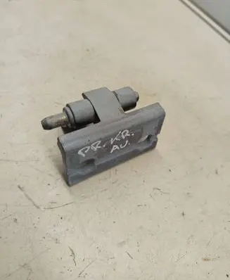 Volvo V70 Front door upper hinge 
