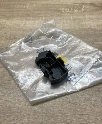 Renault Megane I Tail light bulb cover holder 7701042630