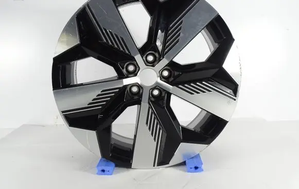 Renault Megane IV Original wheel cap 403003990R