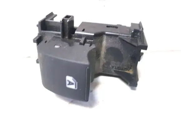 Toyota Hilux (AN120, AN130) Electric window control switch 1931451450M79