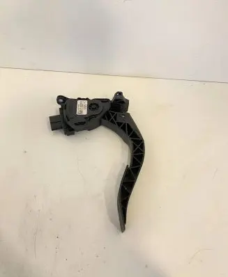 Audi A6 S6 C6 4F Accelerator throttle pedal 8K1721523