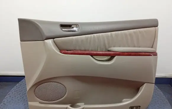 Toyota Sienna XL20 II Door card panel trim set 