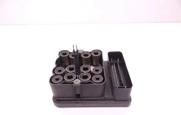 Volvo V50 ABS control unit/module 30647857A D58