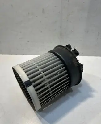 Renault Koleos II Heater fan/blower 4051082 18L04VN1DJVM
