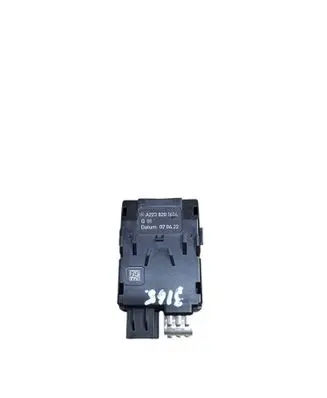 Mercedes-Benz EQE v295 USB socket connector A2238201606