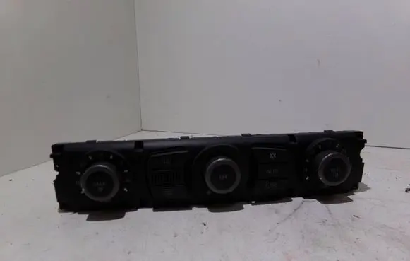 BMW 5 E60 E61 Climate control unit 6938550 64116938550