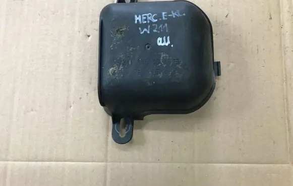 Mercedes-Benz E W211 Other interior part 2115450046