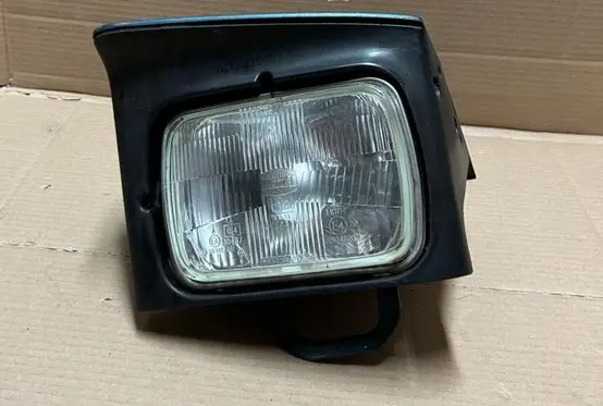 Mazda 323 F Headlight/headlamp BRAK