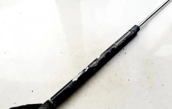 Volkswagen PASSAT B4 Tailgate/trunk strut/damper