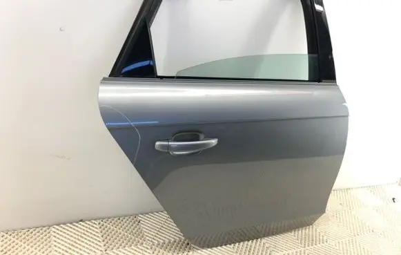 Audi A4 S4 B8 8K Rear door LY7G