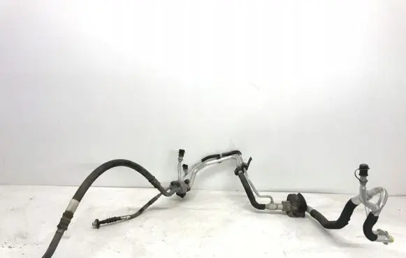 Volvo XC60 Air conditioning (A/C) pipe/hose