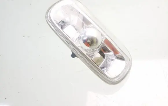 Audi A4 S4 B7 8E 8H Front fender indicator light 8E0949127