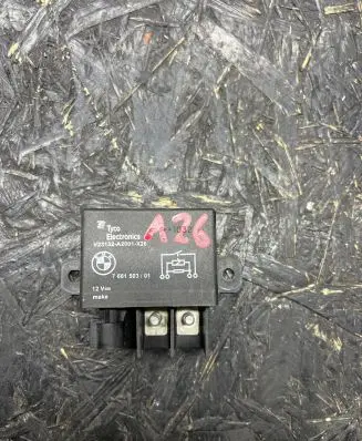 BMW 5 F10 F11 Combustion relay 7661503 V23132A2001X26
