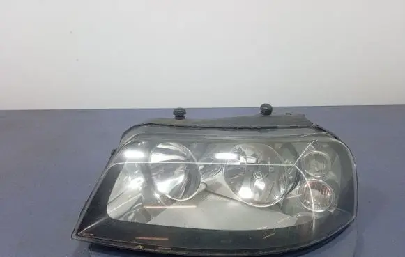 Seat Alhambra (Mk1) Headlight/headlamp 0301182211