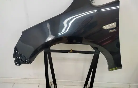 Opel Astra J Fender 