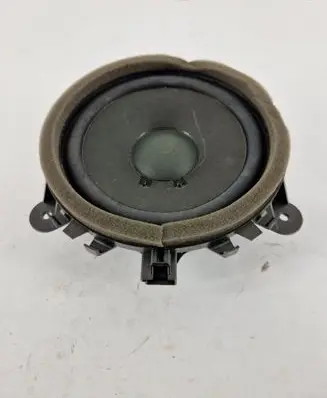 Volvo V40 Front door speaker 30657445